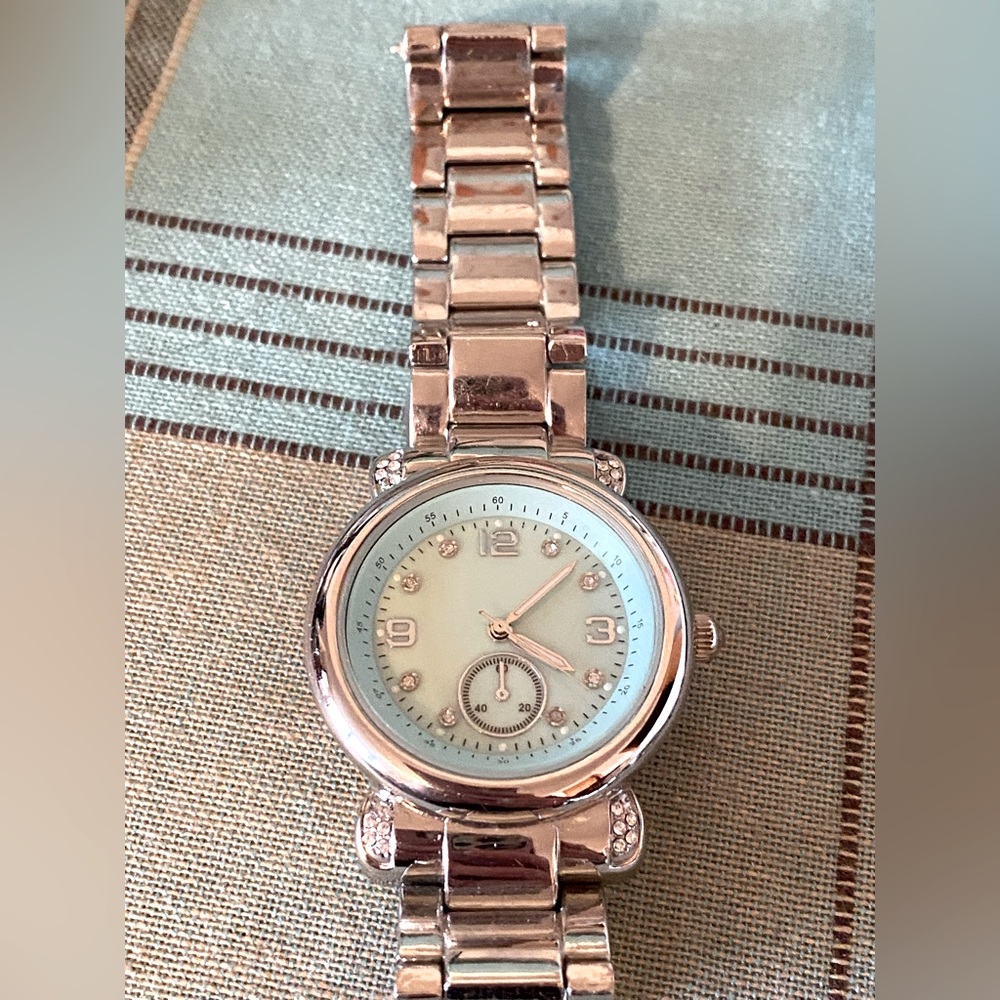Women’s silver Relic by Fossil watch with turquoise face